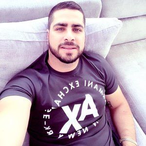 Meet your Posher, Javier